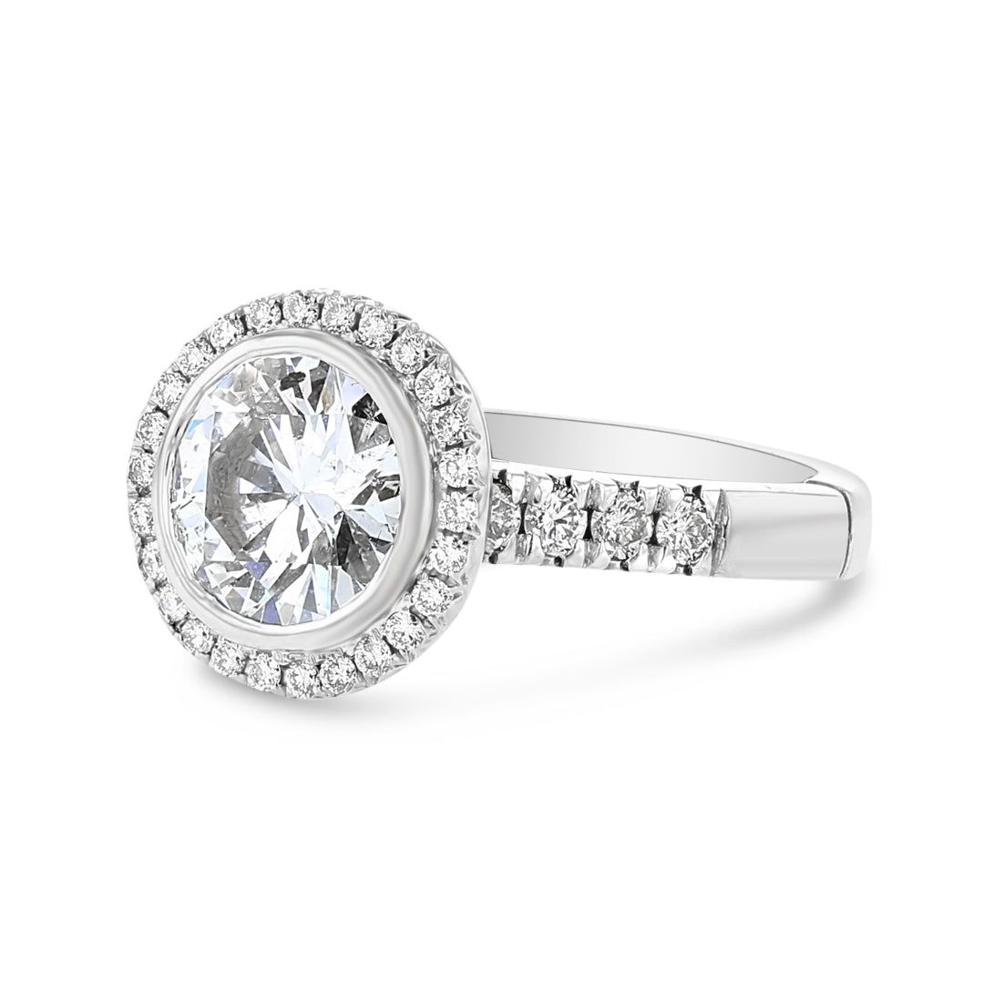 Halo Ring with Round Diamond Bezel Set