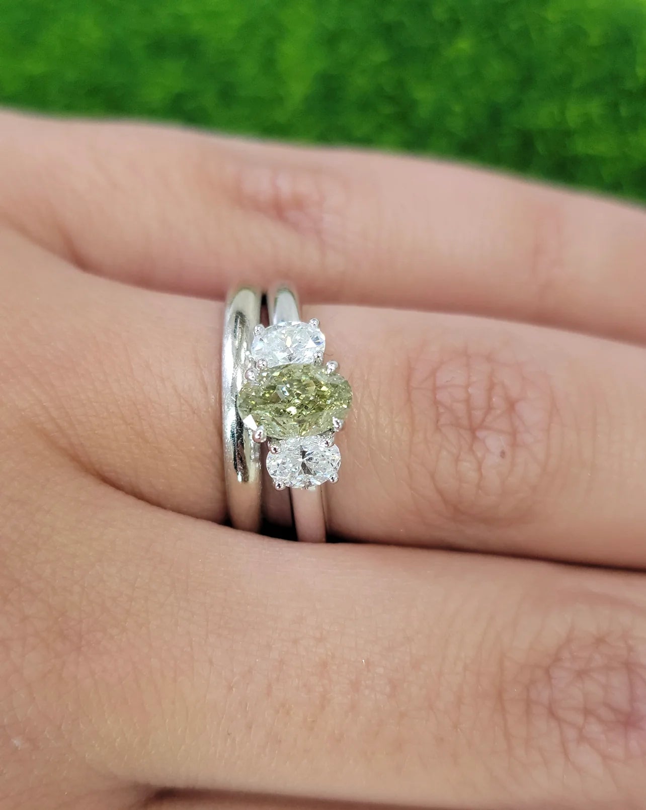 1.01 ct 'Chameleon' Diamond Oval Gia Ring