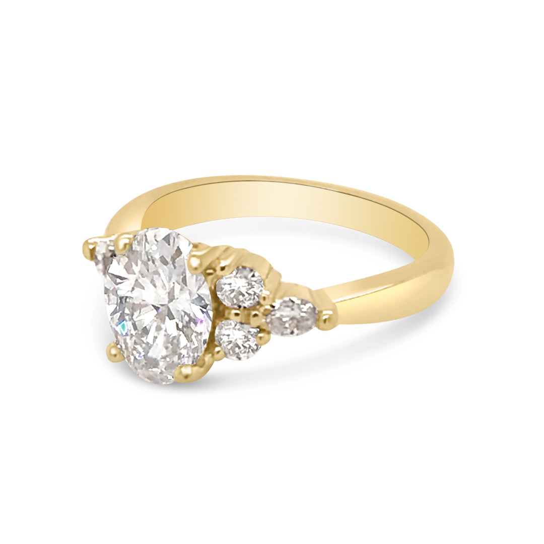Oval Diamond Engagement Ring in Yellow Gold