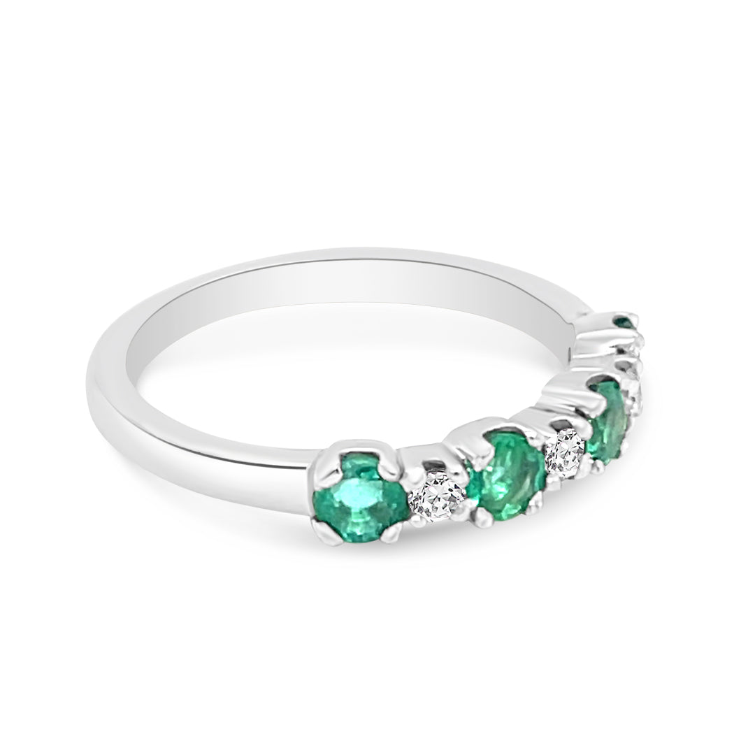 Alternating Emerald and Diamond Band
